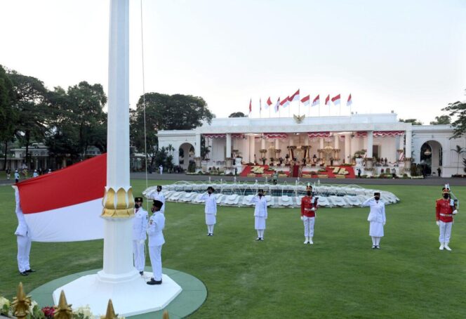 
					Istana Undang 8.000 Warga untuk Hadiri Langsung Upacara HUT Ke-80 RI, Ini Caranya