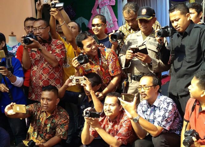 
					Wartawan Vs LSM di Kediri: Ini Sikap Tegas Ketua Umum PJI