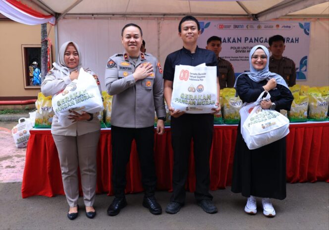 
					Divhumas Polri Gelar Gerakan Pangan Murah 2025, Tekan Harga dan Ringankan Beban Masyarakat