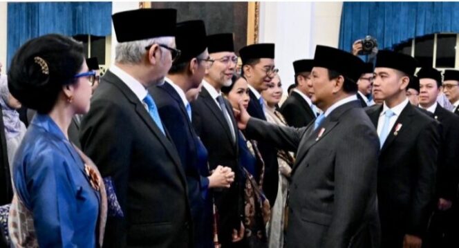 
					Presiden Prabowo Lantik 8 Duta Besar Luar Biasa dan Berkuasa Penuh