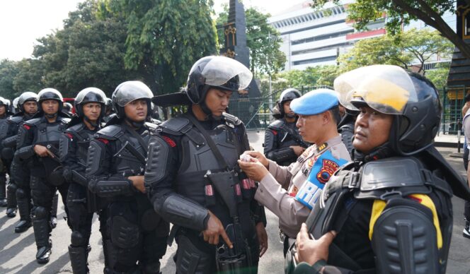 
					Polda Jateng Pastikan Pengamanan Aksi Unra Tanpa Ada Senpi dan Tongkat Pemukul