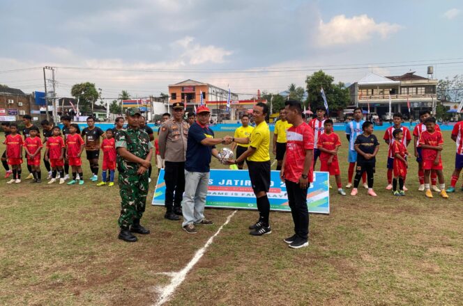 
					15 Tim Ikuti Turnamen Pordes Merdeka Cup 2025 di Jatiroto Wonogiri
