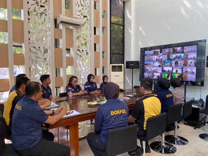 
					Pastikan Kualitas MBG, Biddokes Polda Jateng Gelar Pelatihan dan Pengawasan Food Safety