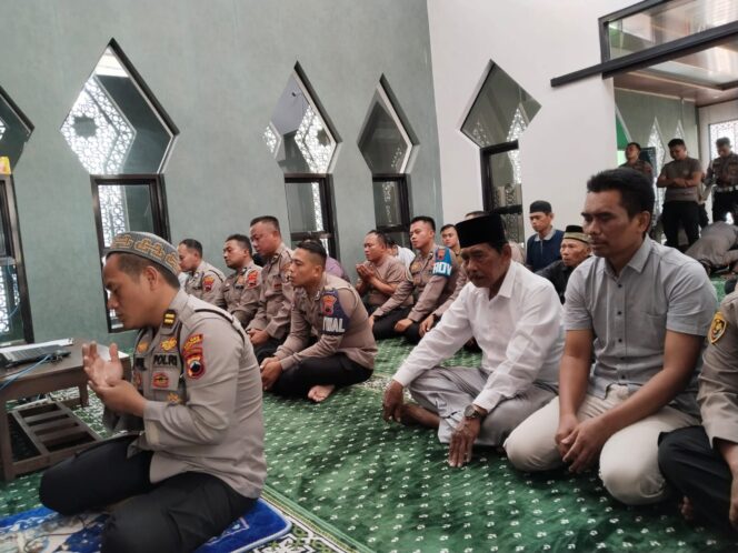 
					Tingkatkan Keimanan Personel, Polres Wonogiri Gelar Binrohtal