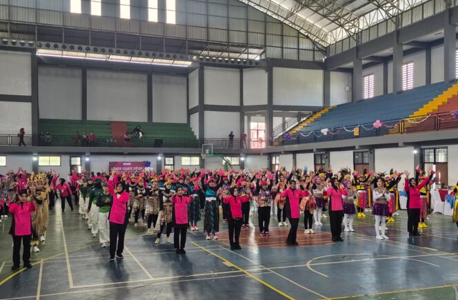 
					Sambut HKGB ke-73, Bhayangkari Cabang Trenggalek Gelar Lomba Senam Kreasi
