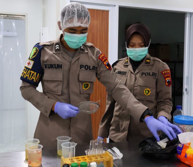 
					Biddokkes Polda Jateng Pastikan Standar Food Safety pada Program MBG