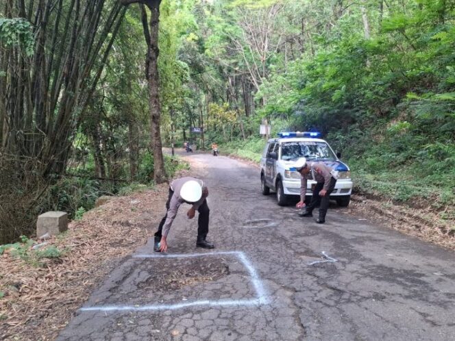 
					Pengendara Wajib Waspada, Ruas Jalan di Sepanjang Trenggalek-Bendungan Rusak dan Berlubang
