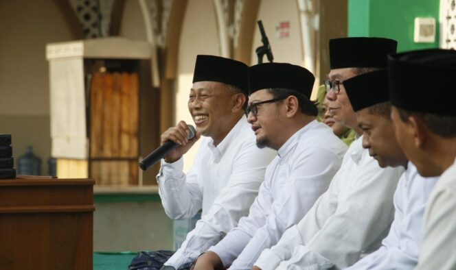 
					Bupati Sugiri Sancoko saat membuka launching Hari Santri 2025 di Masjid NU Ponorogo. (Sumber: ponorogo.go.id)