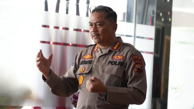 
					Brigadir N Diduga Selingkuh Dengan Istri Polisi, Polda Jateng Pastikan Kasus Ditangani Profesional dan Transparan