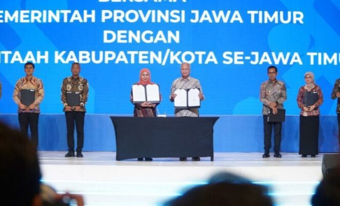 
					Gubernur Khofifah Pimpin Penandatanganan Nota Kesepakatan Restorative Justice Antara Kejaksaan dan Pemda se-Jatim
