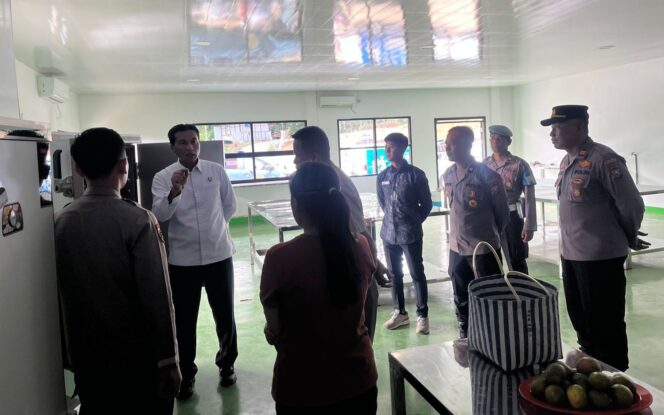 
					Tim Pengawas dan Monitorng Polda Jatim Tinjau Progres Pembangunan SPPG Polres Trenggalek