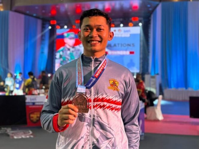 
					Semangat Juang Petarung Bhayangkara Muda, Kisah Inspiratif Bripda Yogy Raih Tiga Medali di Tahun 2025