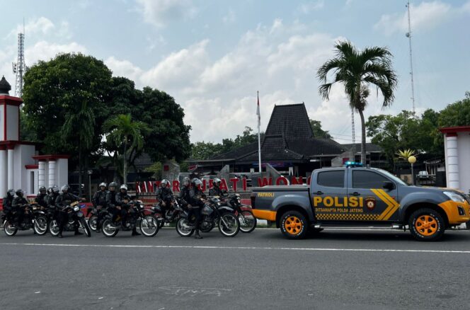 
					Cegah Premanisme dan Pungli, Sat Samapta Polres Wonogiri Patroli Cipta Kondisi