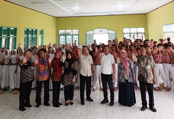 
					Polres Wonogiri ‘Gas Pol’, Ratusan Siswa SMPN 2 Selogiri Dibekali tentang Bahaya Narkoba