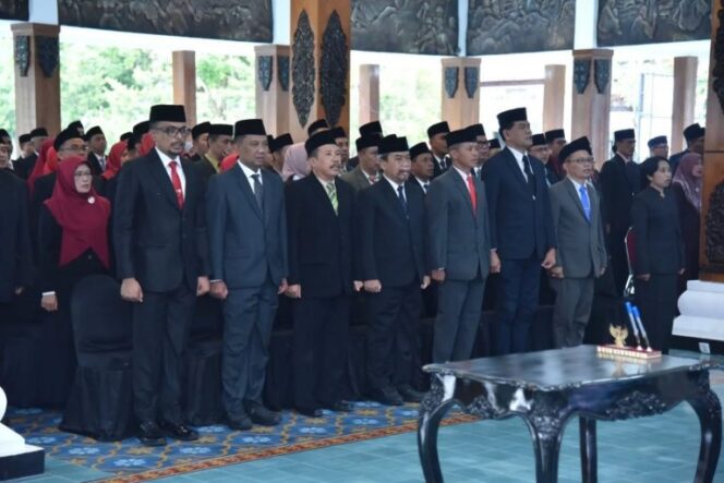 
					Bupati Indrata Mutasi dan Promosi 87 Pejabat Pemkab Pacitan