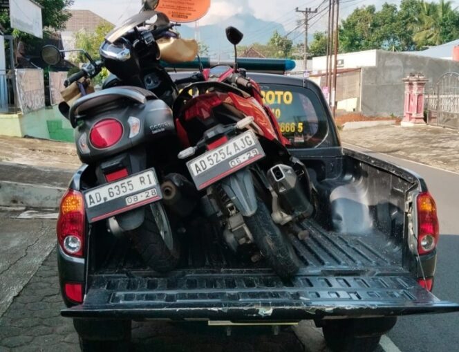
					Kecelakaan Tragis di Depan SMK PGRI 2 Jatiroto Wonogiri, 1 Pelajar Meninggal dan 2 Terluka 