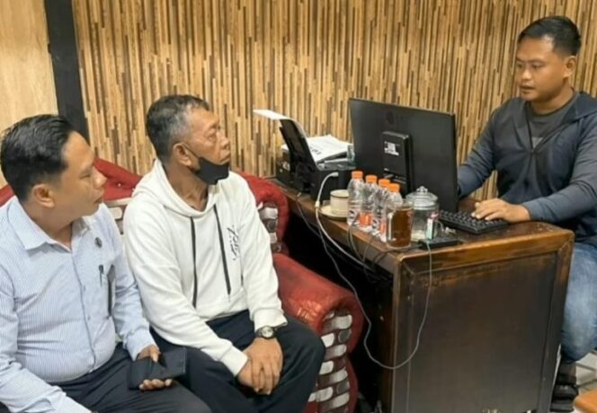 
					Mahar Pernikahan Kakek Tarman dan Sheila Belum Cair, Cek Rp3 Miliar Hilang “Ketlisut”