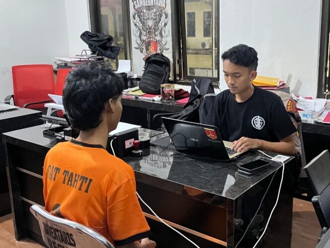 
					Polres Wonogiri Tangkap Mahasiswa Asal Lampung Pelaku Pencurian Lewat M-Banking