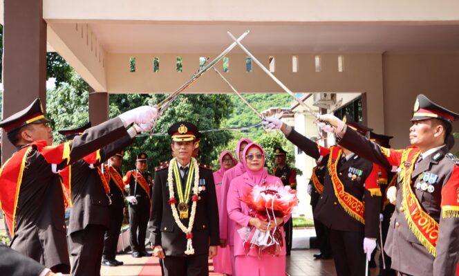 
					Akhiri Masa Tugas Dengan Terhormat, 22 Personel Polres Wonogiri Jalani Wisuda Purna Bakti