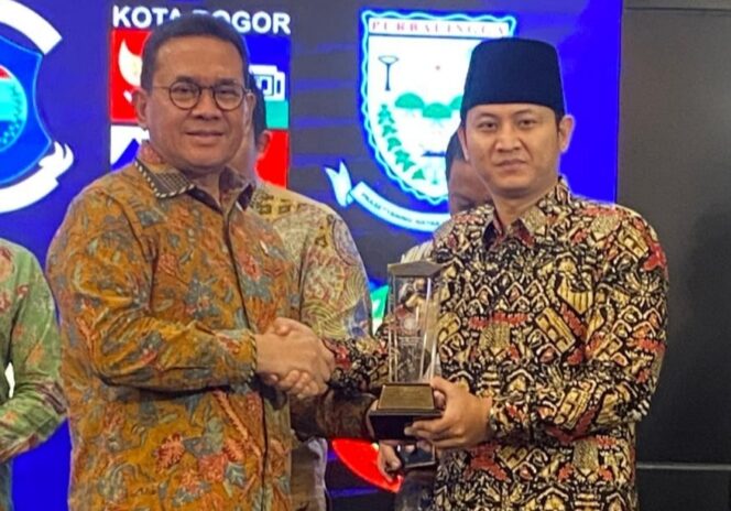 
					Pemkab Trenggalek Raih Penghargaan Daerah Tertib Ukur dari Kementrian Perdagangan RI