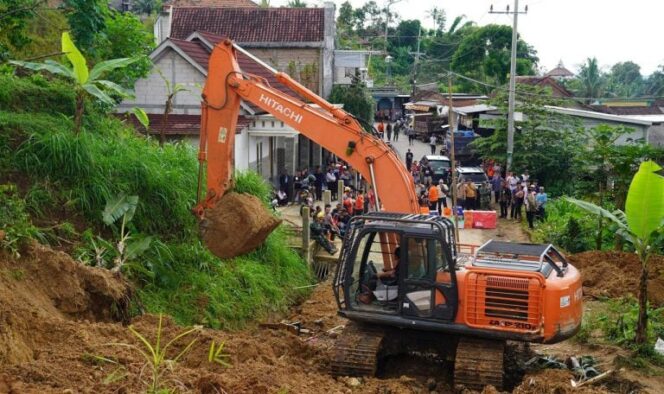 
					Bencana Longsor di Ponorogo, Lisdyarita Sodorkan Pilihan Relokasi Hunian untuk Korban Longsor Wagir Kidul