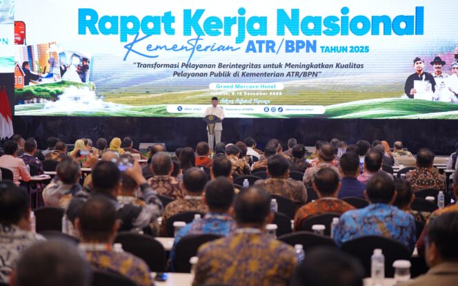 
					Buka Rakernas 2025,  Menteri Nusron: Hasilkan Keputusan yang Optimal dan Berkualitas untuk Tingkatkan Pelayanan Publik