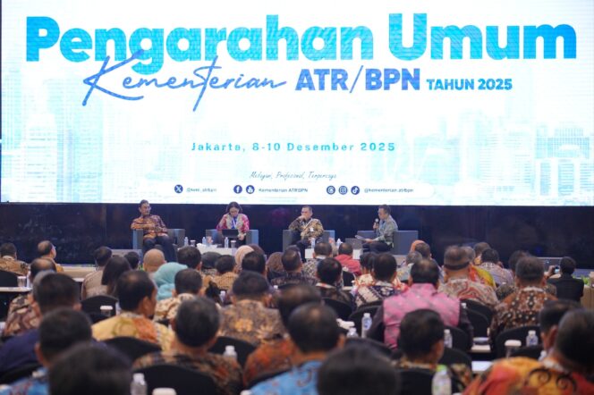 
					Sekjen ATR/BPN Beri Pengarahan Umum di Rakernas 2025: Pahami Renstra dan Manfaatkan Momentum Penghujung Tahun
