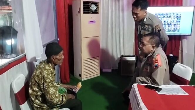 
					Kisah Lansia Asal Magetan, Salah Jurusan Saat Perjalanan Pulang, Diantar Polisi Kembali ke Keluarga