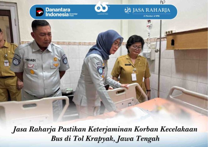
					Plt Direktur Utama Jasa Raharja, Dewi Aryani Suzana, menyampaikan duka cita mendalam atas musibah yang menimpa para penumpang bus Cahaya Trans. (Foto: Jasa Raharja)