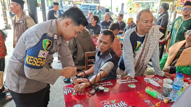 
					Hari Ke-2 Ops Keselamatan Candi 2026, Polda Jateng Gandeng Stakeholder Gelar Rampcheck di Rest Area Ungaran