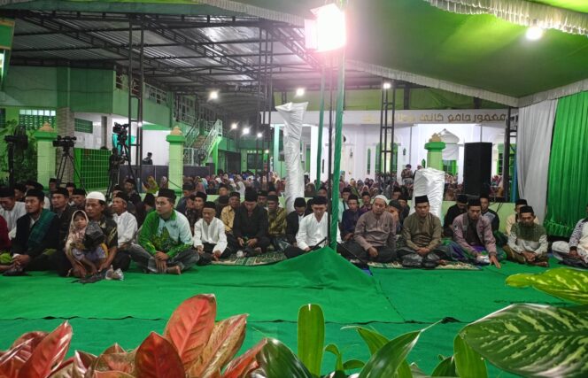 
					Ratusan Jamaah Hadiri Pengajian Akbar Haul ke-14 Pendiri Ponpes Gani Tirtoasri Wonogiri