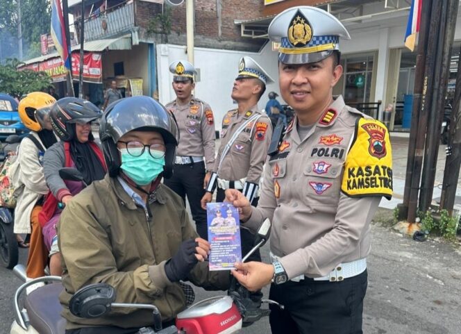 
					Ops Keselamatan Candi 2026, Sat Lantas Polres Wonogiri Gencarkan Sosialisasi di Jalan Diponegoro