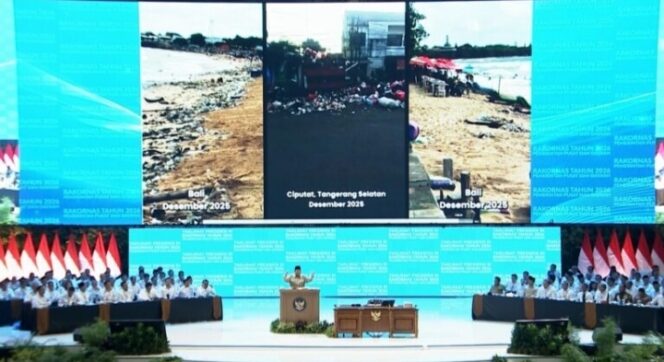 
					Presiden Prabowo Tegur Gubernur Bali soal Sampah: Pariwisata Tak Akan Bertahan Jika Lingkungan Kotor