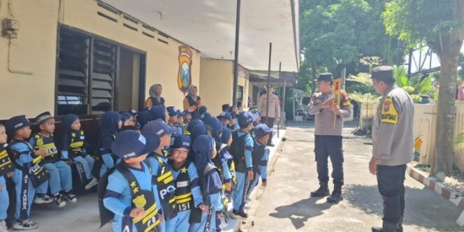 
					Polsek Rejotangan terima kunjungan PAUD Az Zahra Panjerejo. (Foto : Website Resmi   Polri).