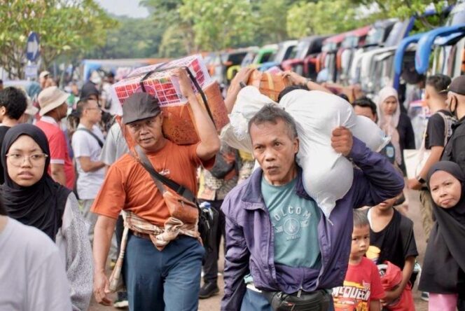 
					325 Armada dan Awak Bus Lulus Pemeriksaan Ketat, Mudik Gratis ke Jateng 2026  Siap Berangkat! 