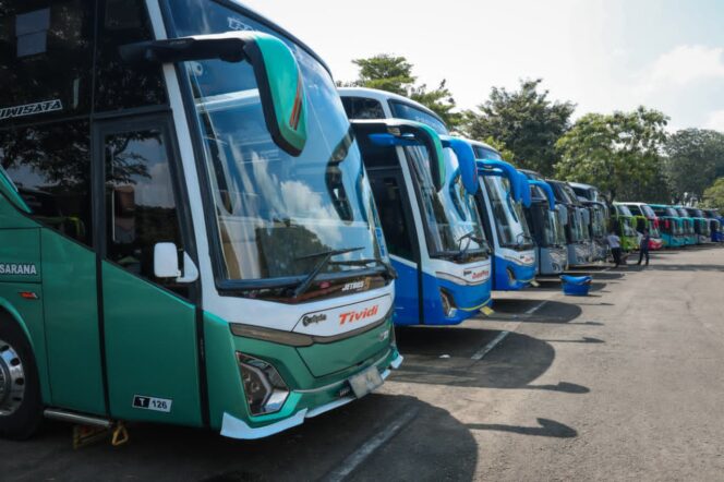 
					Cerita Sopir Bus Mudik Gratis, Mengantar Rindu Pulang Kampung ke Jawa Tengah