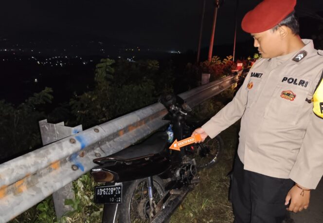 
					Naas! Niat Menikmati Pemandangan Malam di Gunung Belah, Remaja di Wonogiri Diduga Tewas Tersengat Listrik