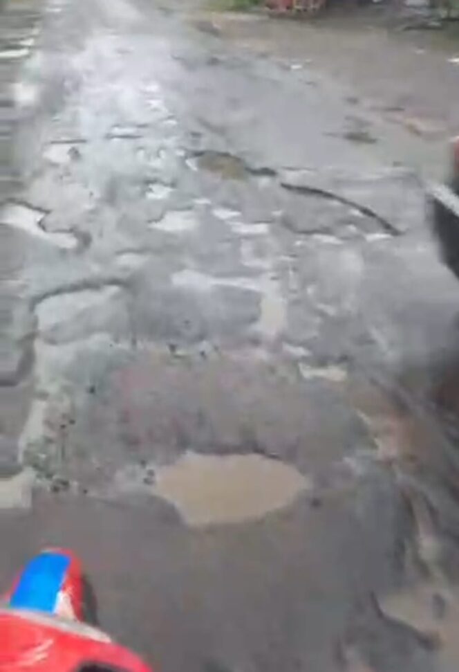 
					Tangkapan layar video pengaduan masyarakat di media sosial. (Sumber : Dok. Istimewa),