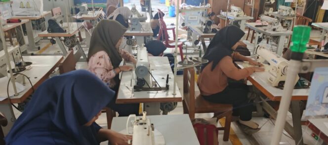
					Pelatihan menjahit di BLK Wonogiri. (Foto : BLK Wonogiri).