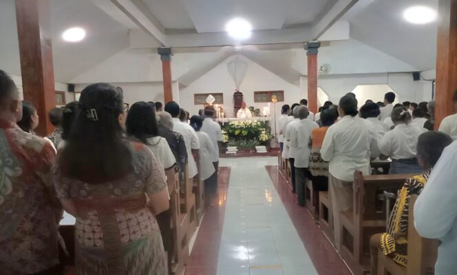 
					Ibadah Paskah di Wonogiri Berlangsung Aman, Ratusan Jemaat Ikuti Ibadah dengan Khidmat 