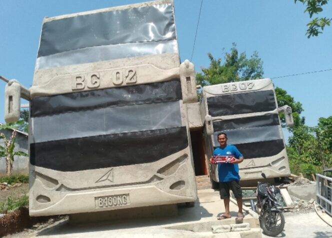 
					Rumah Unik di Jatipurno Wonogiri, Mirip Bus Agra Mas