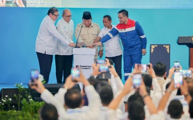 
					Prabowo Luncurkan 13 Proyek Hilirisasi Rp 116 Triliun, Cilacap Jadi Lokasi Strategis