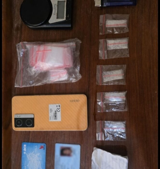 
					Ditresnarkoba Polda Jateng Bongkar Bisnis Sabu Residivis Kasus Narkoba di Sukoharjo