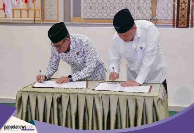 
					Penandatanganan MoU antara ATR/BPN dan UIN Datokarama Palu untuk program KKN Tematik bidang pertanahan. (Foto: Normawan/ Kantah Wonogiri)