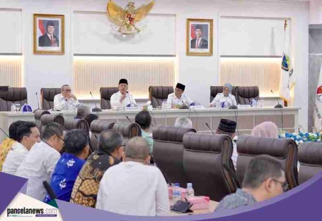 
					Menteri Nusron menegaskan komitmen ATR/BPN membatasi alih fungsi lahan sawah maksimal 11%. (Foto: Normawan/ Kantah Wonogiri)