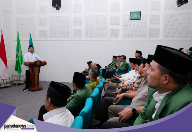 
					Menteri Nusron Wahid saat memaparkan visi restrukturisasi distribusi tanah di UNWAHAS Semarang. (Foto: Normawan/ Kantah Wonogiri)