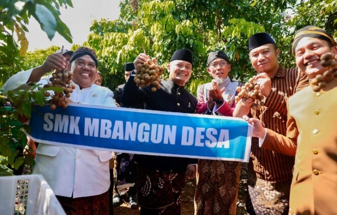 
					Hardiknas di Jateng, Ahmad Luthfi Angkat Sekolah Tani Jadi Motor Ketahanan Pangan
