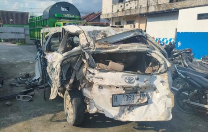 
					Polda Jateng Turunkan Tim TAA, Asistensi Penanganan Kecelakaan Kereta di Grobogan