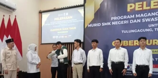 
					Sebanyak 898 Pelajar SMK Tulungagung Siap Magang ke Luar Negeri