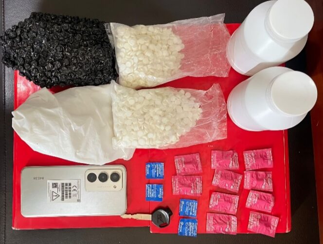 
					Polisi Ungkap Kasus Penyalahgunaan Psikotropika dan Obat Terlarang, Ribuan Pil Diamankan di Manyaran Wonogiri